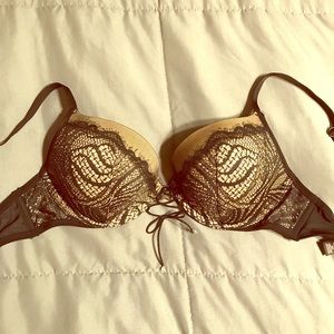 Victoria’s Secret Very Sexy push up bra